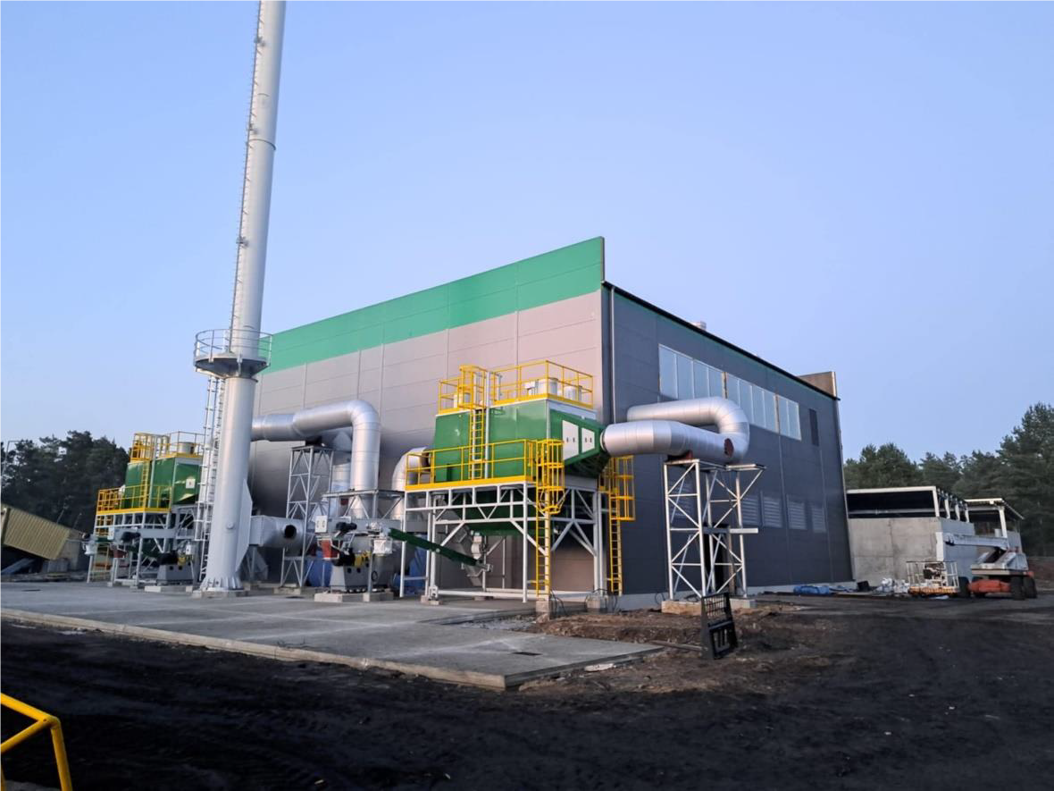 Montaż konstrukcji stalowej hali głównej kotłowni biomasowej